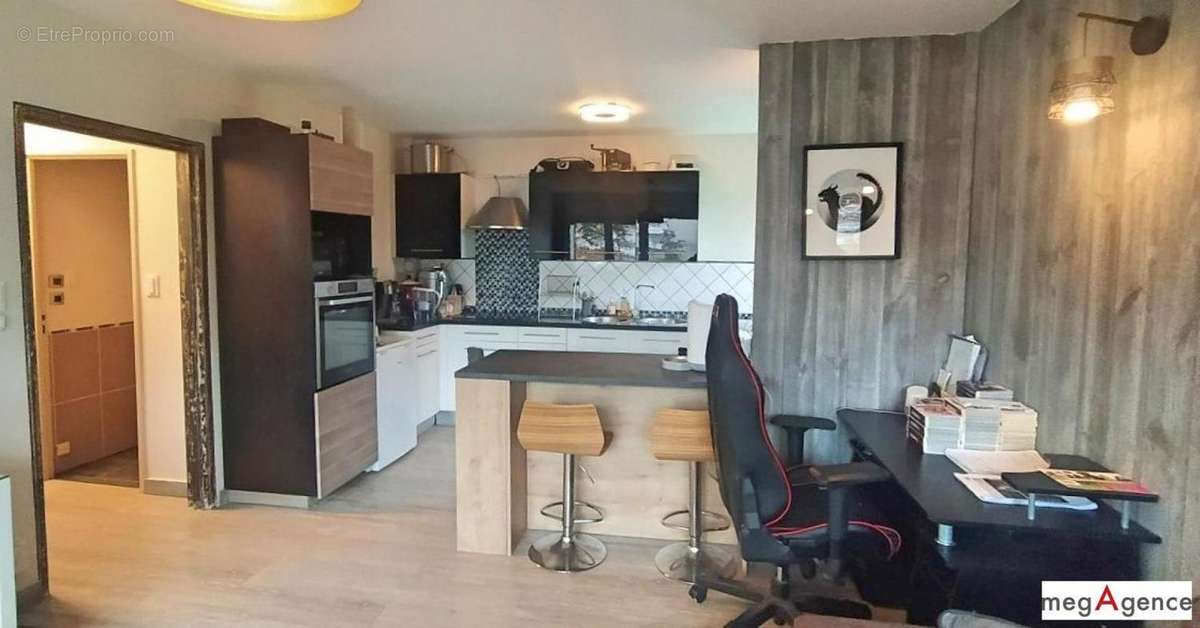 Appartement à EPINAY-SOUS-SENART