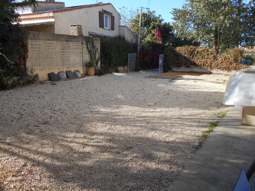 Appartement à ROGNAC