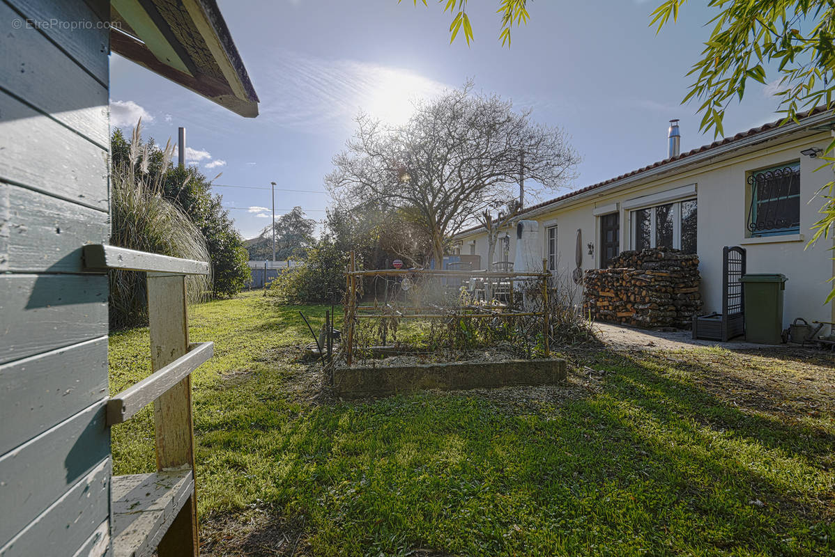 Maison à EYSINES