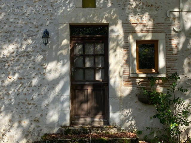 Maison à SAINT-PAUL-DE-SERRE