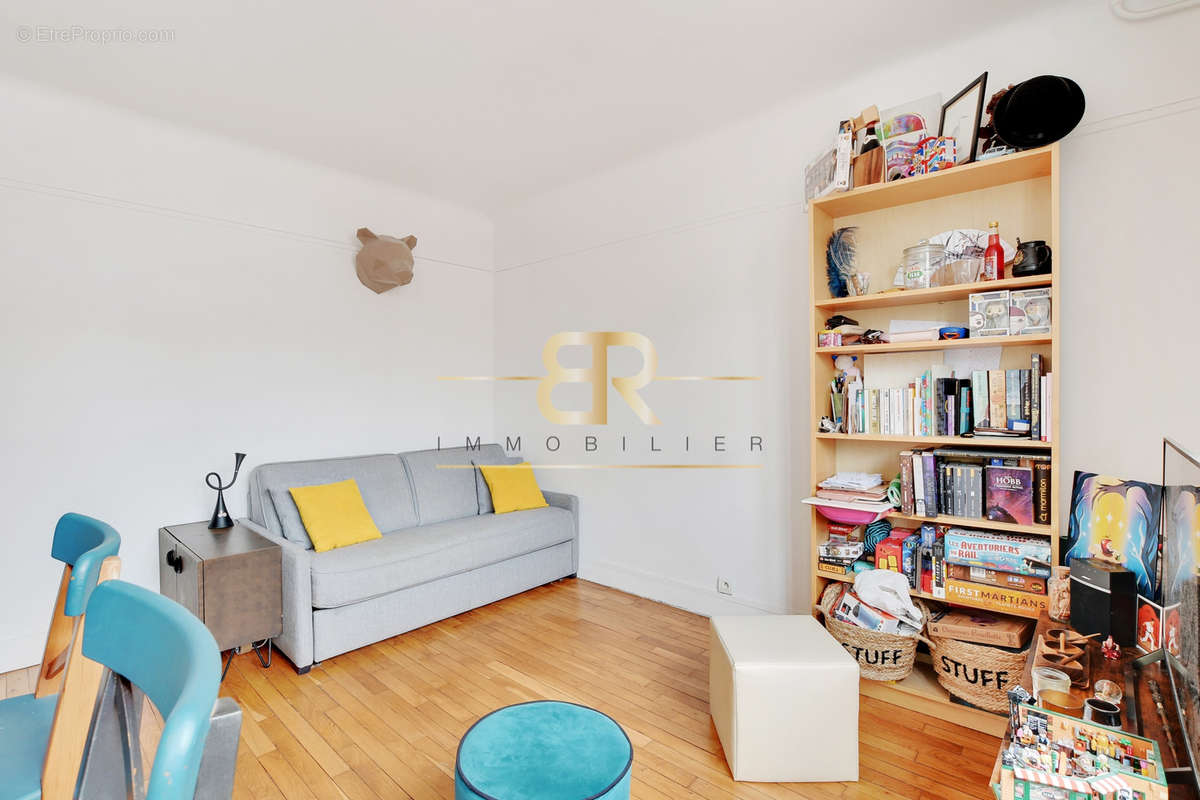 Appartement à PARIS-10E