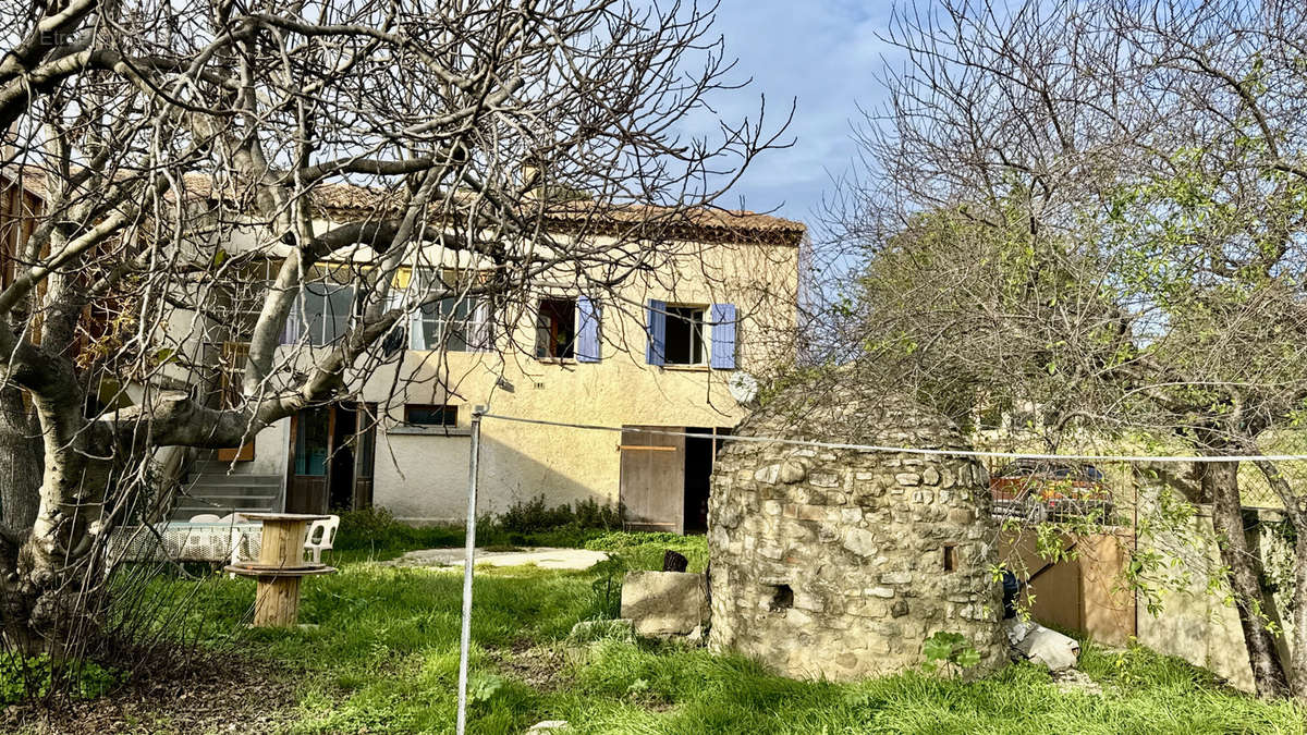 Maison à COLLORGUES