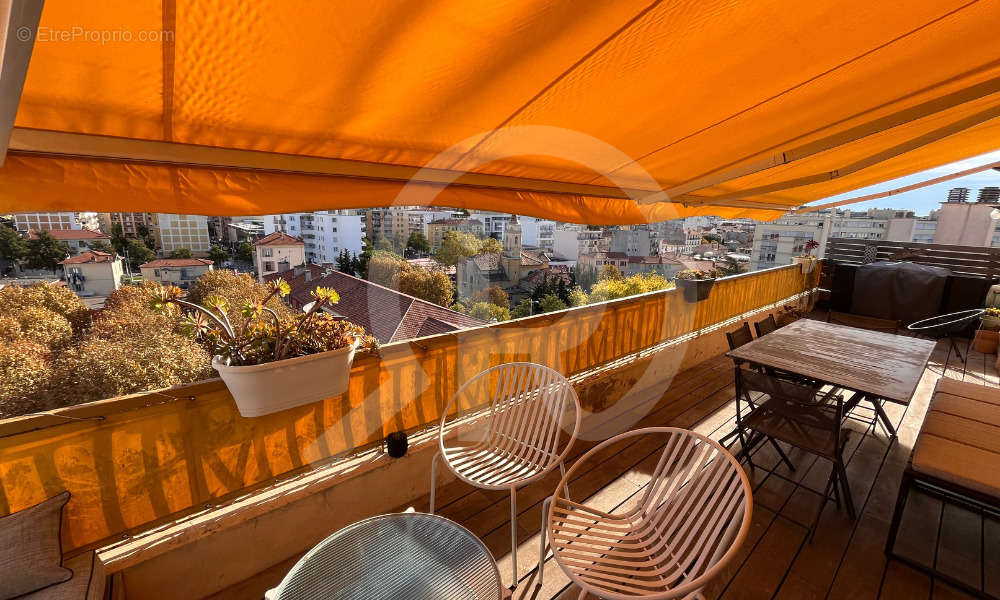 Appartement à NICE