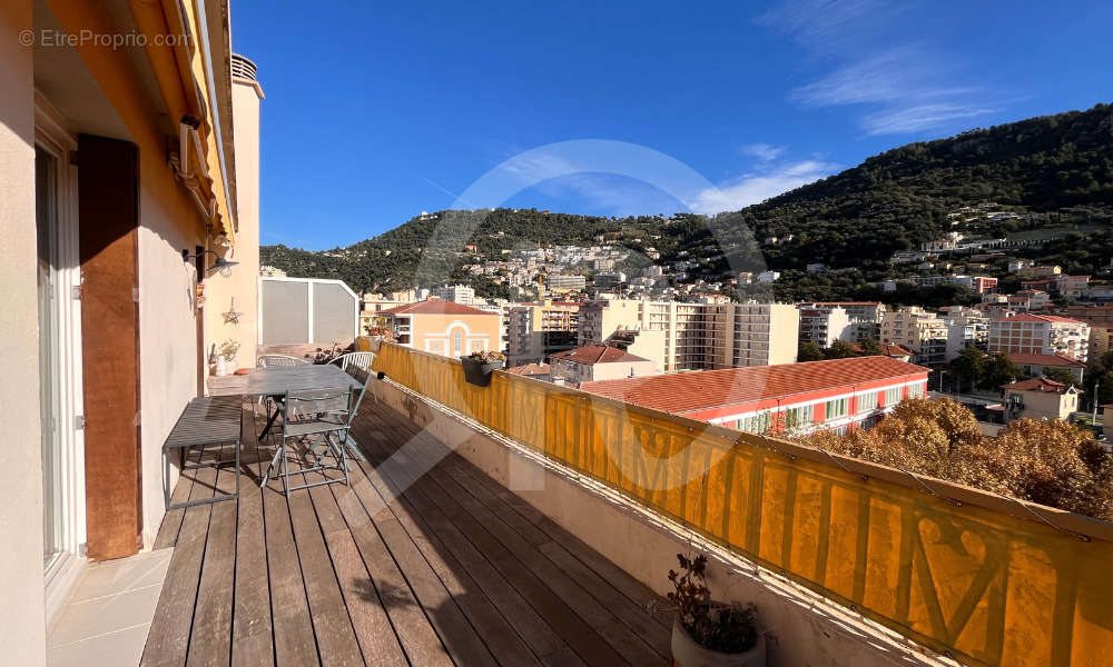 Appartement à NICE