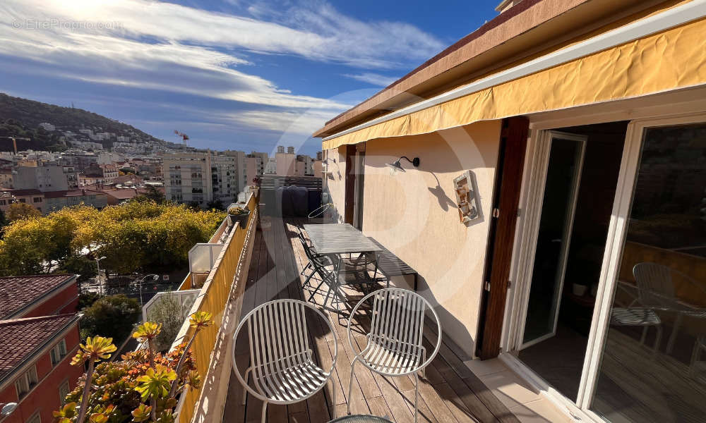 Appartement à NICE