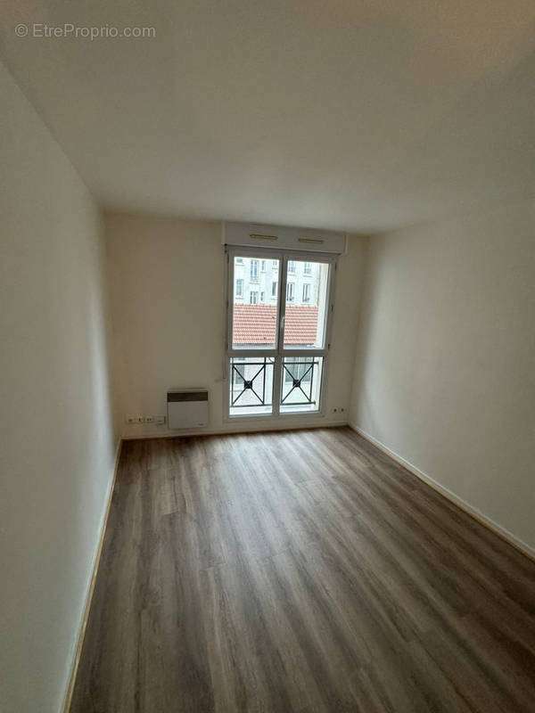 Appartement à PARIS-19E