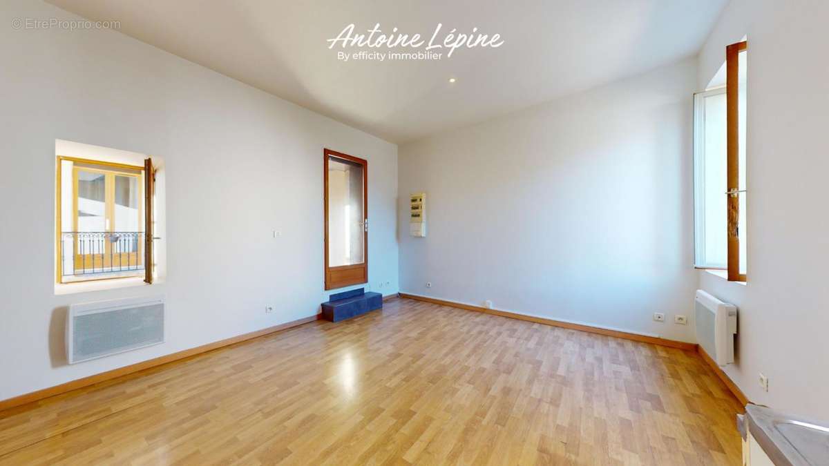 Appartement à GRIGNY