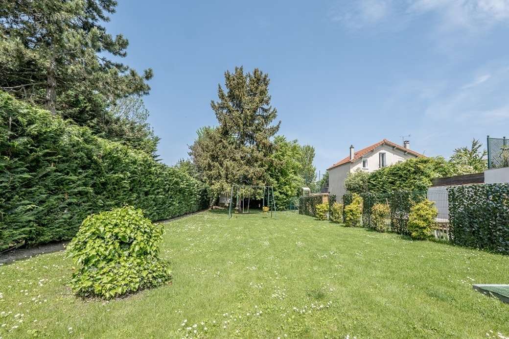 Maison à LE PERREUX-SUR-MARNE