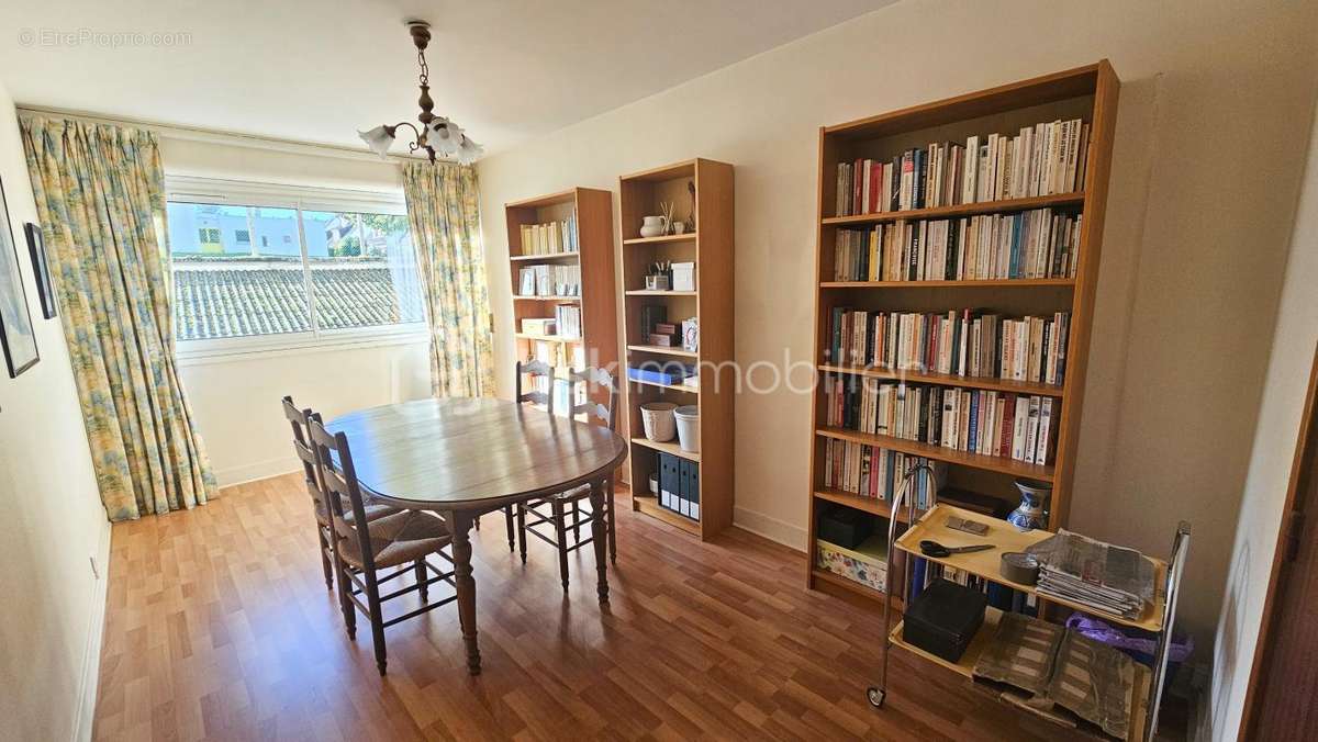 Appartement à TINQUEUX