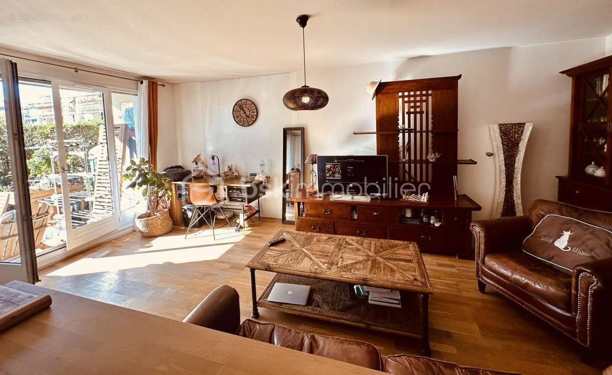 Appartement à MONTIGNY-LE-BRETONNEUX