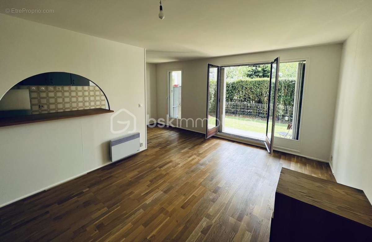 Appartement à MONTIGNY-LE-BRETONNEUX