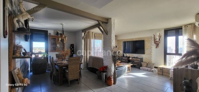 Appartement à SALON-DE-PROVENCE