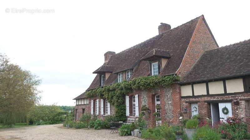 Maison à LYONS-LA-FORET