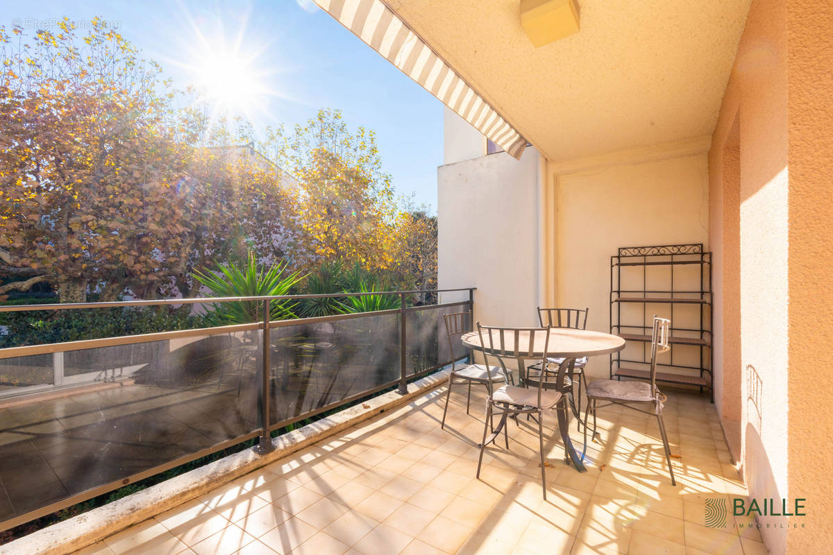 Appartement à MARSEILLE-8E