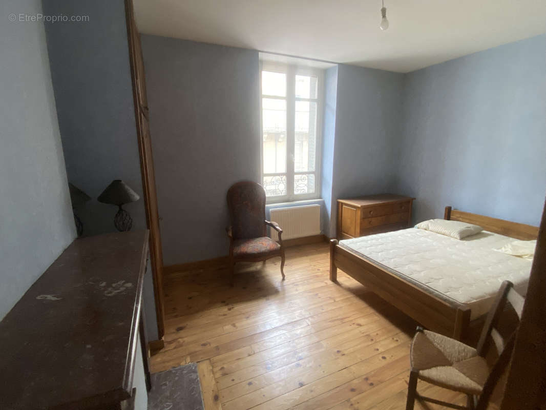 Appartement à ESPALION