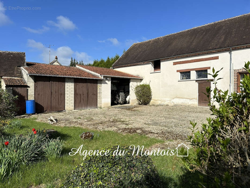 Maison à DONNEMARIE-DONTILLY