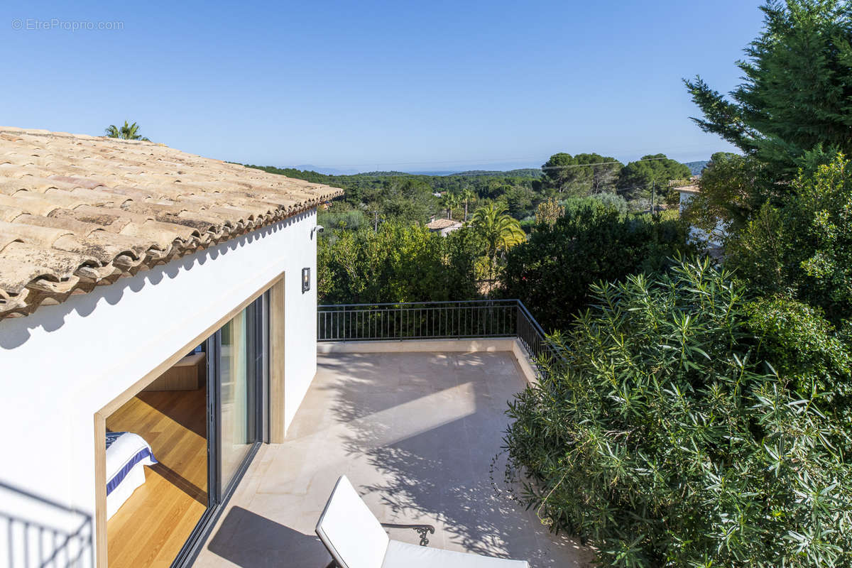 Maison à MOUGINS