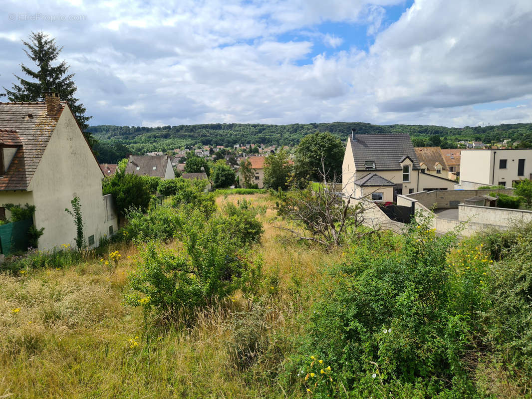 Terrain à MARCOUSSIS