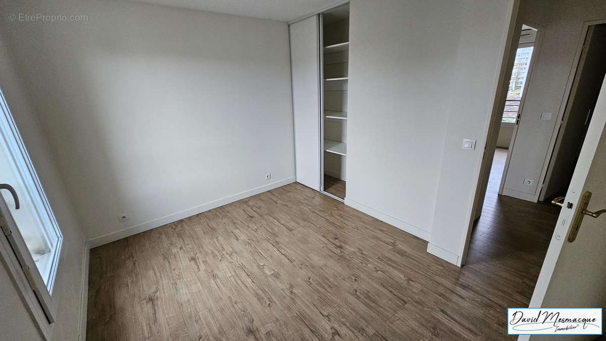 Appartement à LES MUREAUX