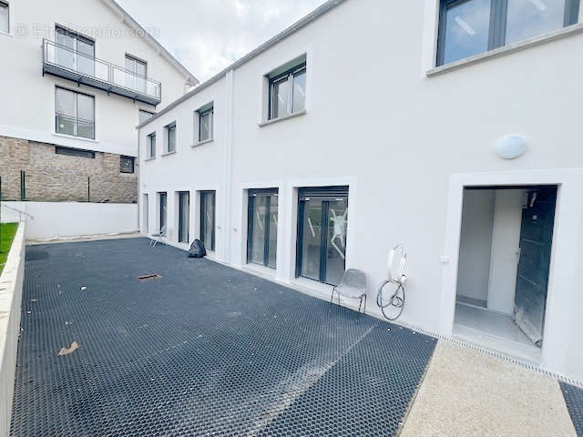 Appartement à LE PERREUX-SUR-MARNE