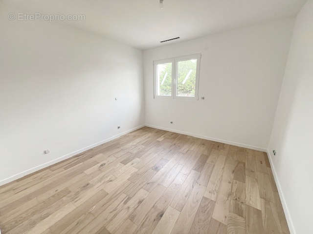 Appartement à LE PERREUX-SUR-MARNE