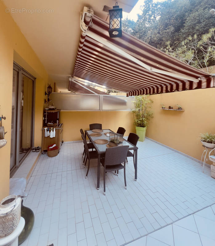 Appartement à MENTON