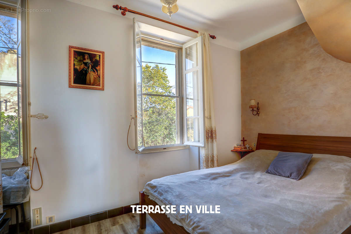 Appartement à MARSEILLE-12E