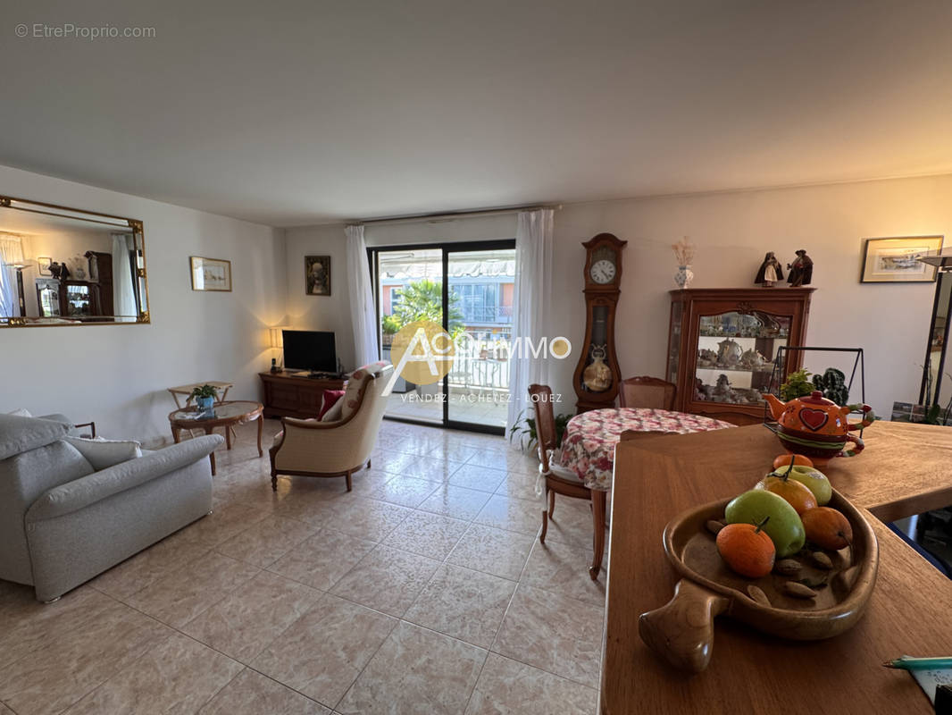 Appartement à SANARY-SUR-MER