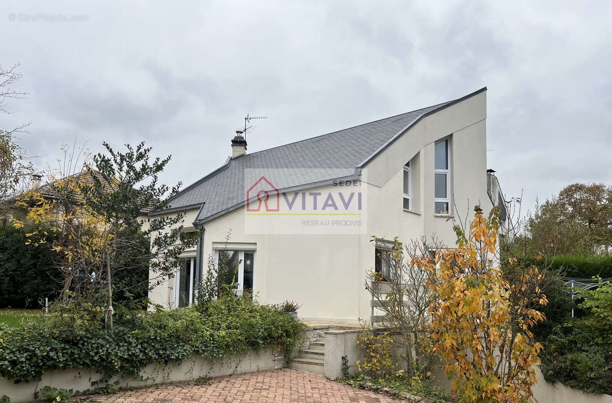 Maison à BEAUVAIS