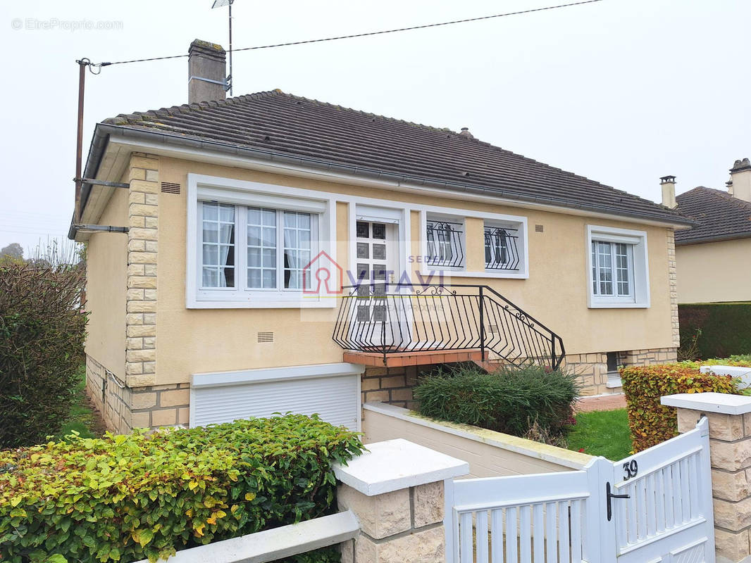 Maison à BEAUVAIS