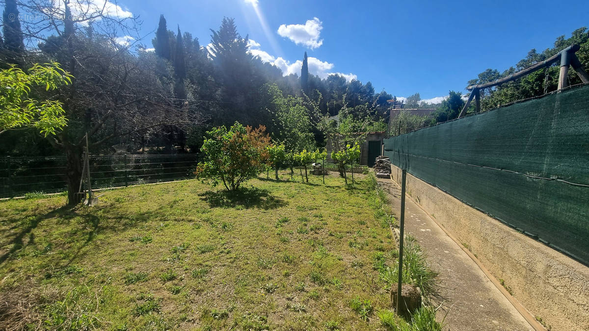 Maison à BIZE-MINERVOIS