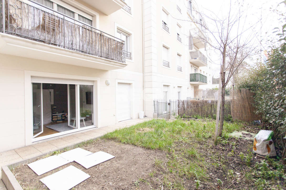 Appartement à NANTERRE