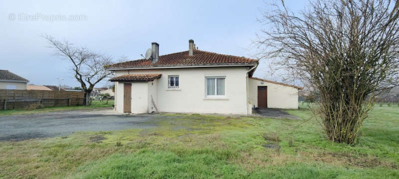 Maison à BRAUD-ET-SAINT-LOUIS