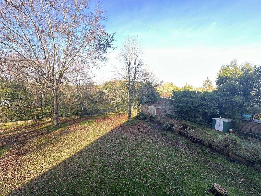 VUE DU BALCON - Appartement à MERIGNAC