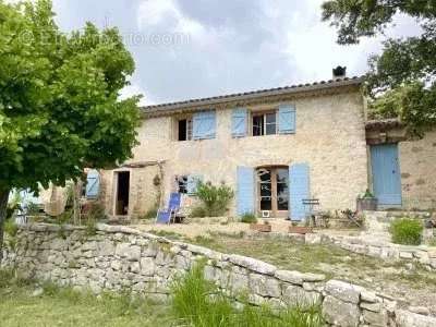 Maison à COTIGNAC