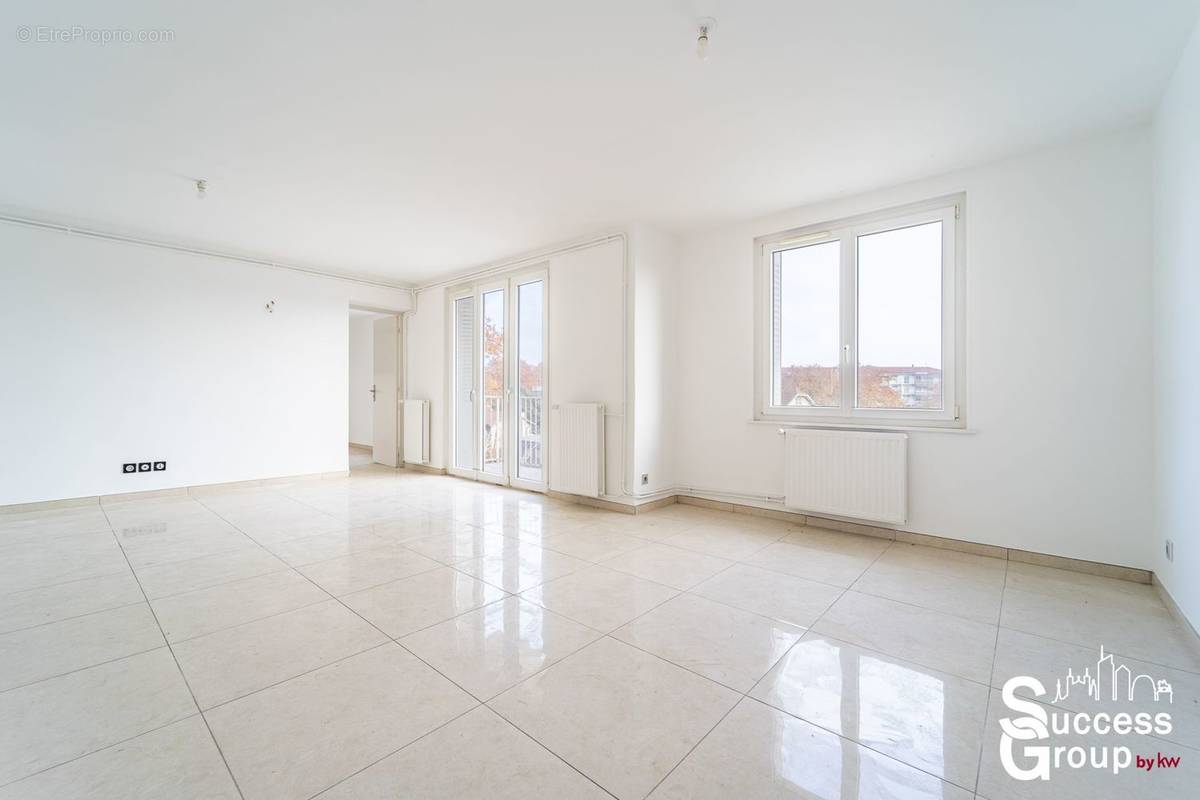 Appartement à LYON-8E