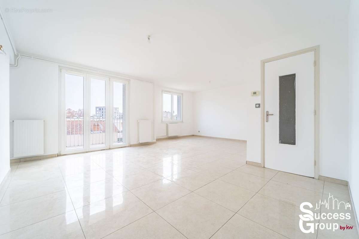 Appartement à LYON-8E