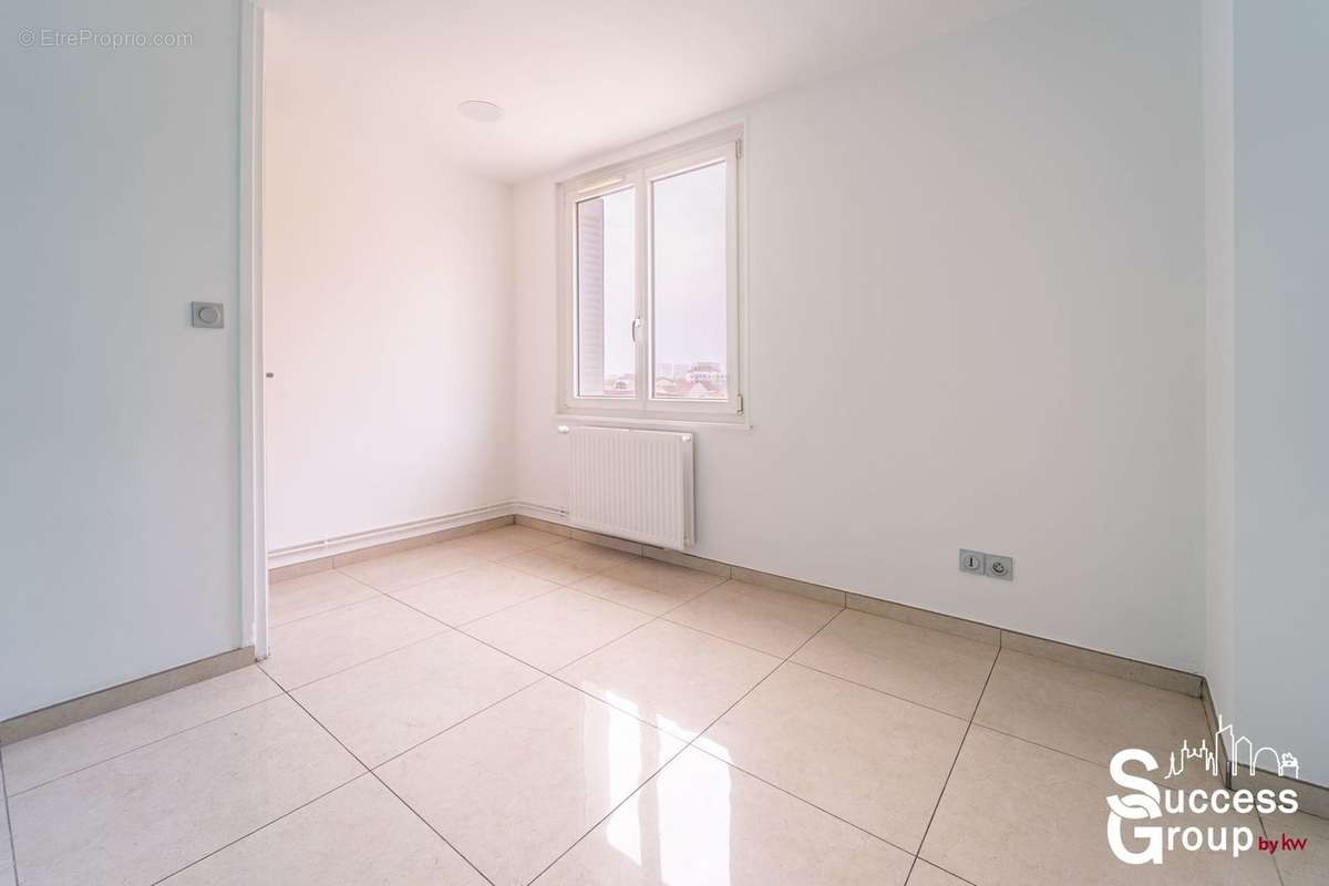 Appartement à LYON-8E