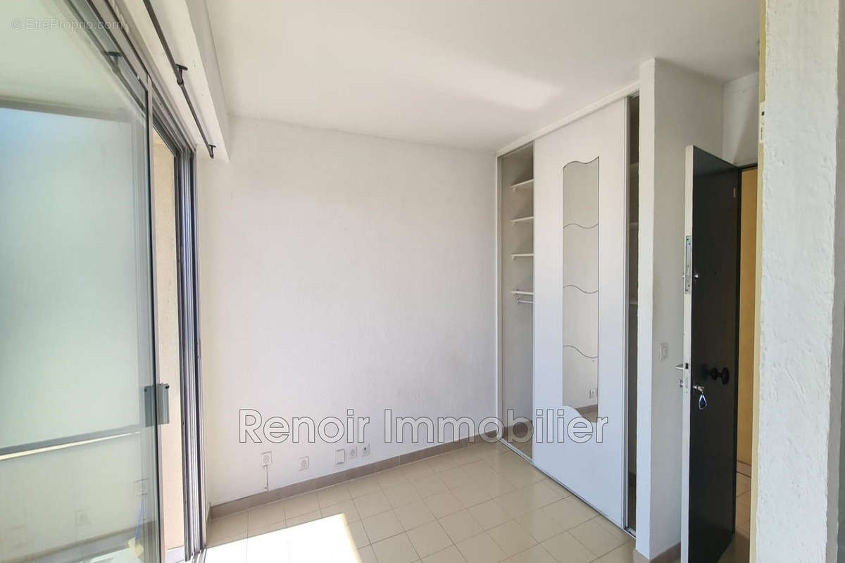 Appartement à VILLENEUVE-LOUBET