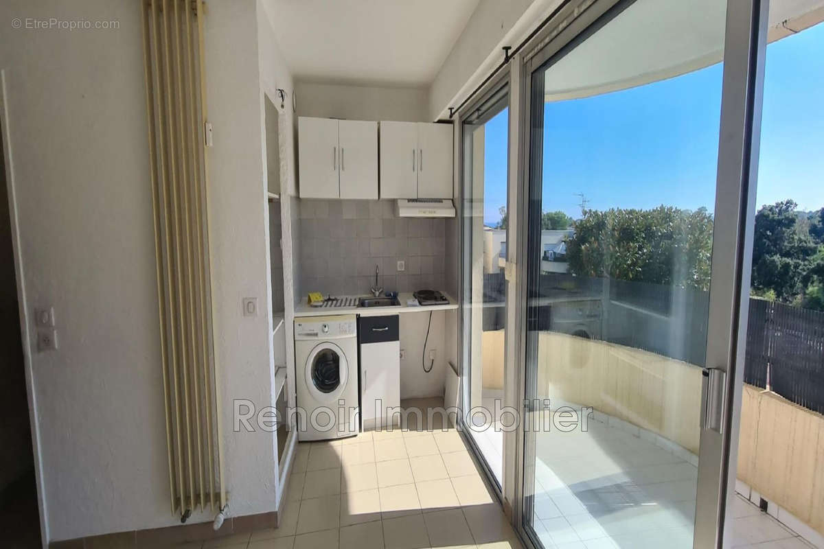 Appartement à VILLENEUVE-LOUBET