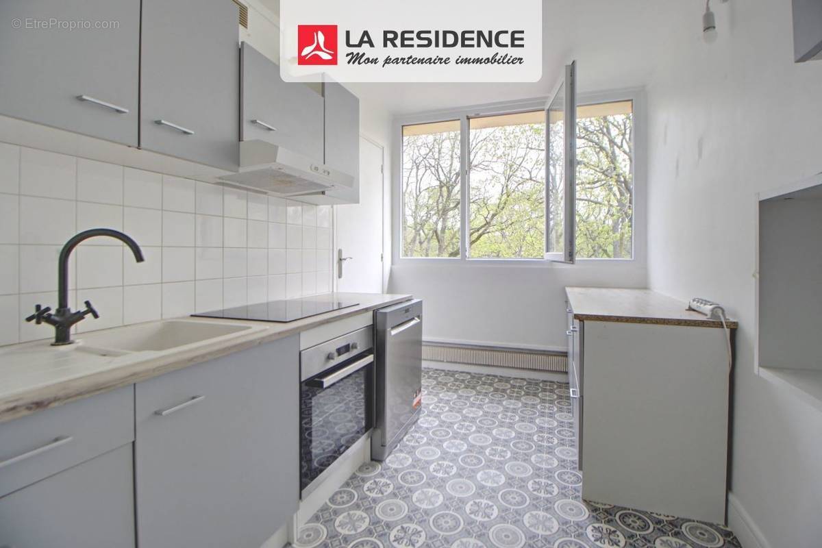 Appartement à VERNEUIL-SUR-SEINE