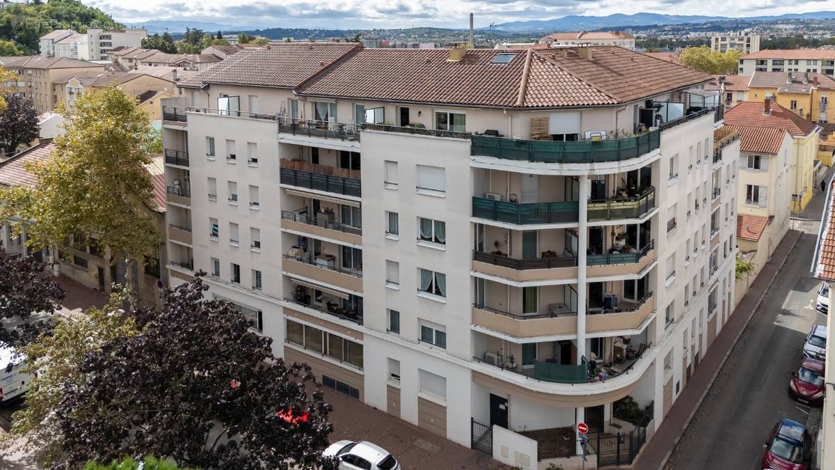 Appartement à SAINT-FONS