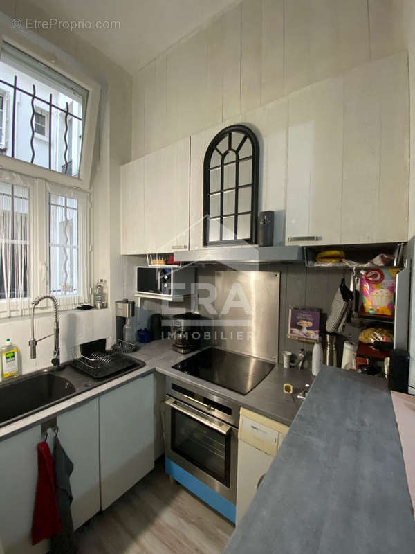 Appartement à PARIS-8E