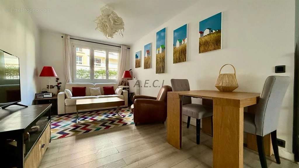 Appartement à ASNIERES-SUR-SEINE