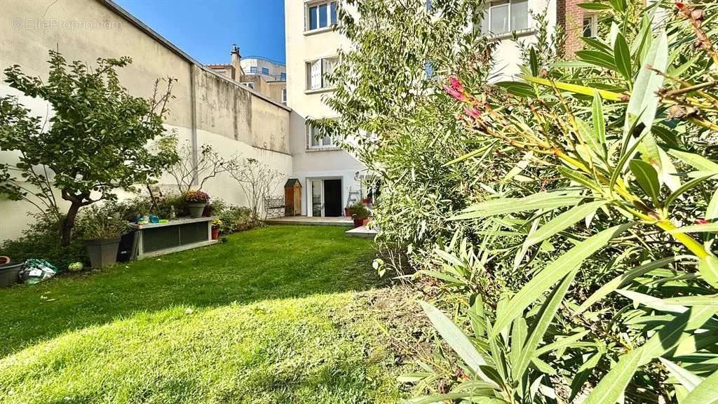 Appartement à ASNIERES-SUR-SEINE