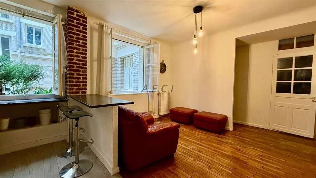 Appartement à ASNIERES-SUR-SEINE