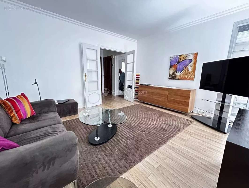 Appartement à PARIS-6E