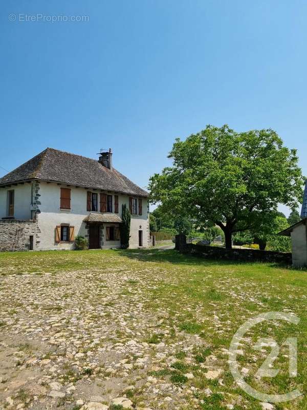 Maison à SAINT-ILLIDE