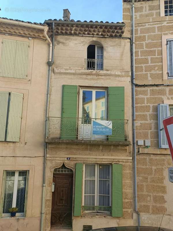 Appartement à LAMBESC