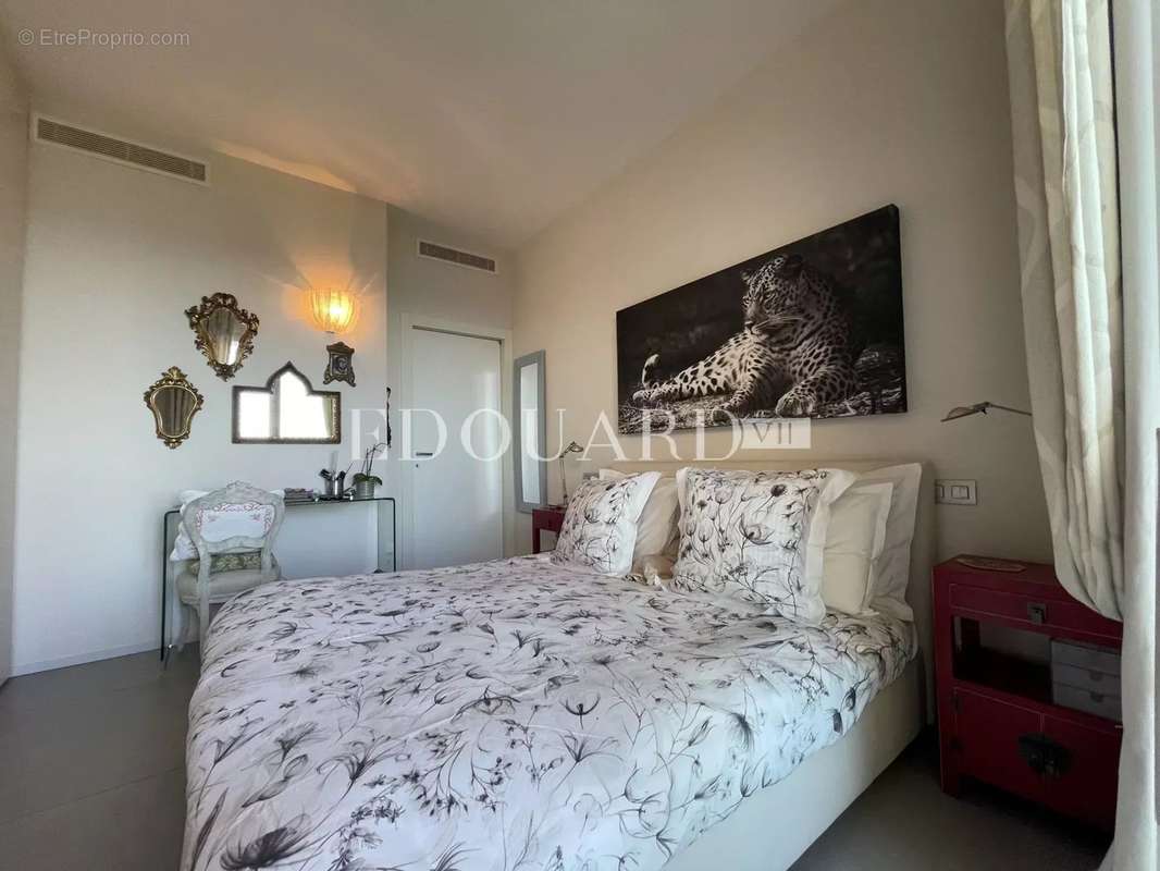 Appartement à ROQUEBRUNE-CAP-MARTIN